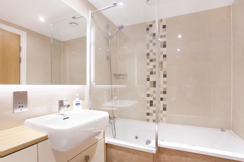 Saint Georges Keep Apartment Йорк Екстериор снимка